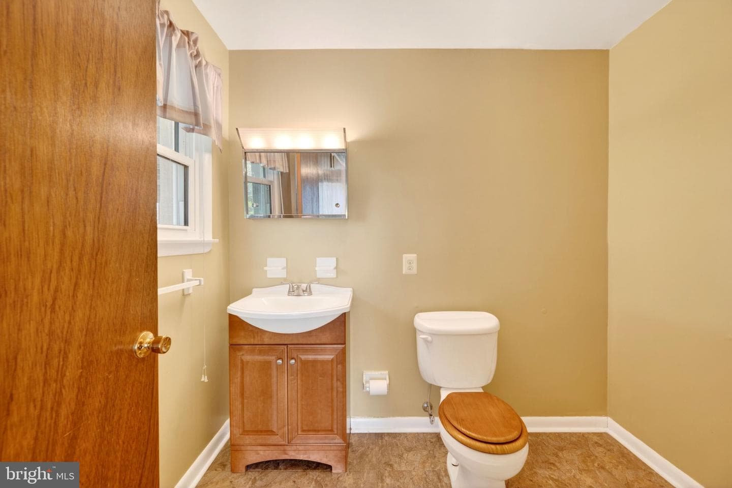 730 Rainbow Court photo 23