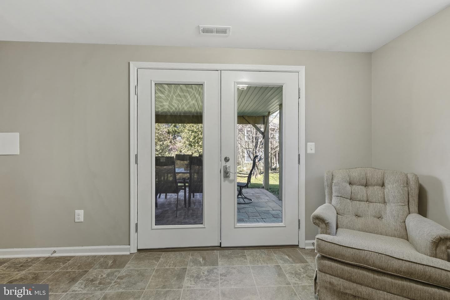 550 Yellow Lily Court photo 31