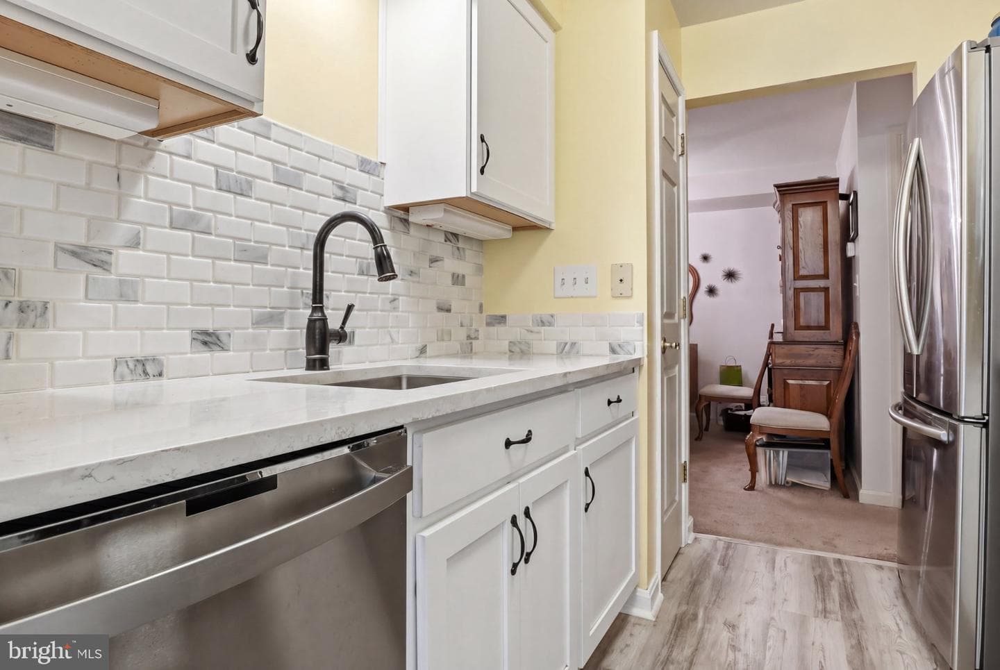 3840 Normandy Drive #1b photo 12