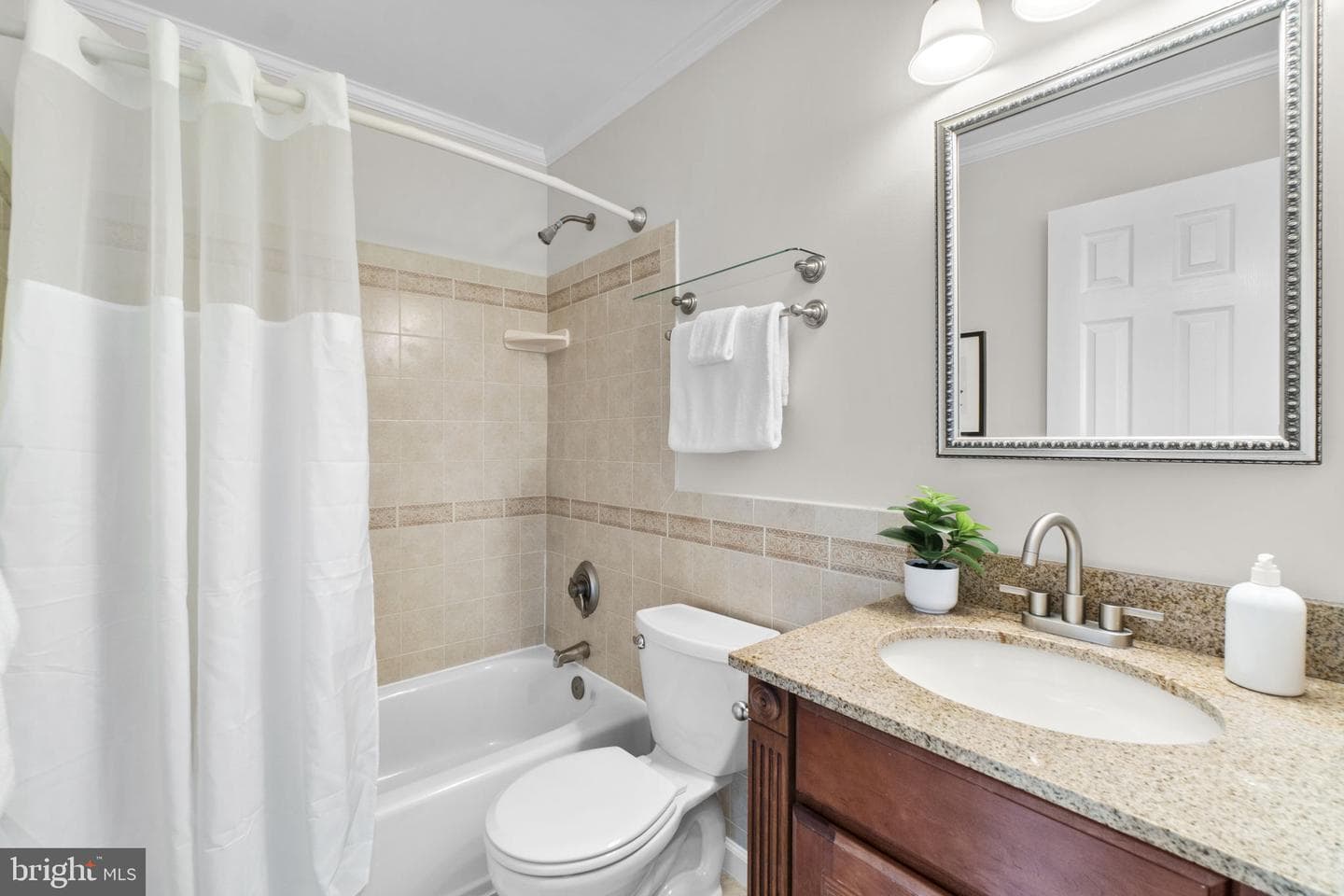 904 Caren Drive photo 27
