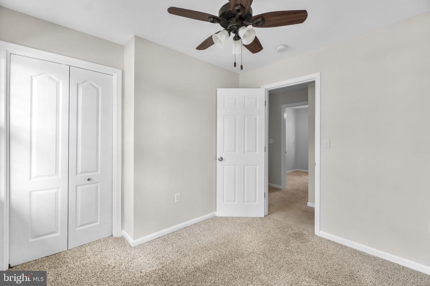 904 Caren Drive photo 29