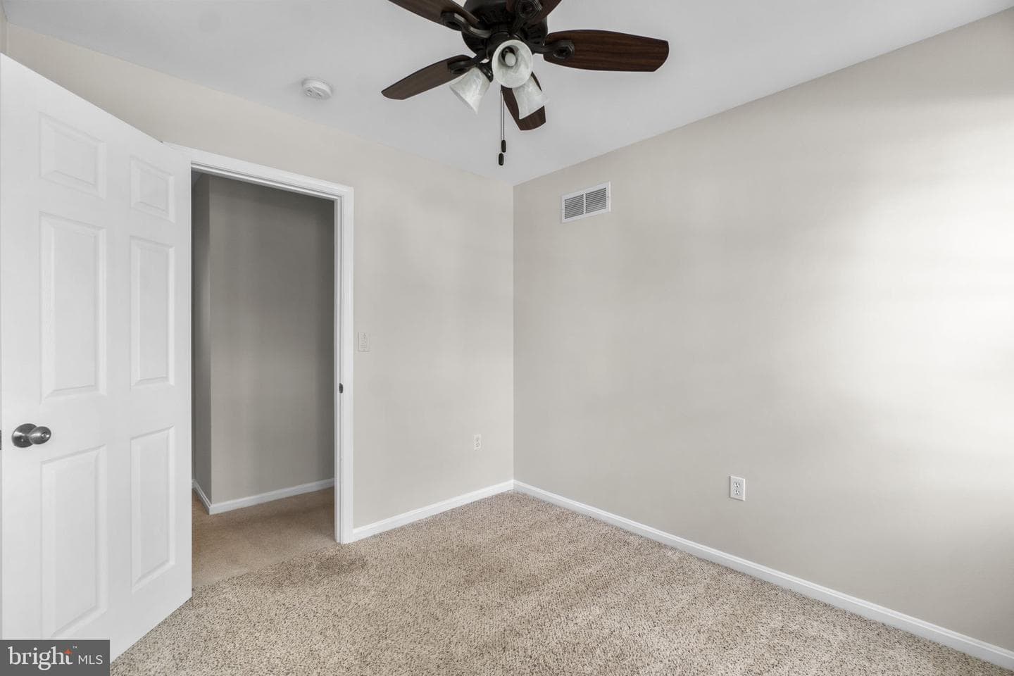 904 Caren Drive photo 30