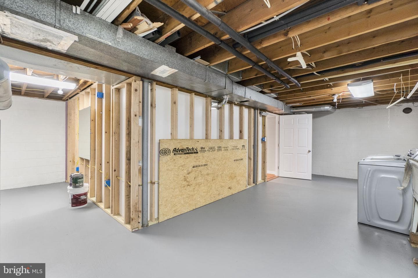 904 Caren Drive photo 37
