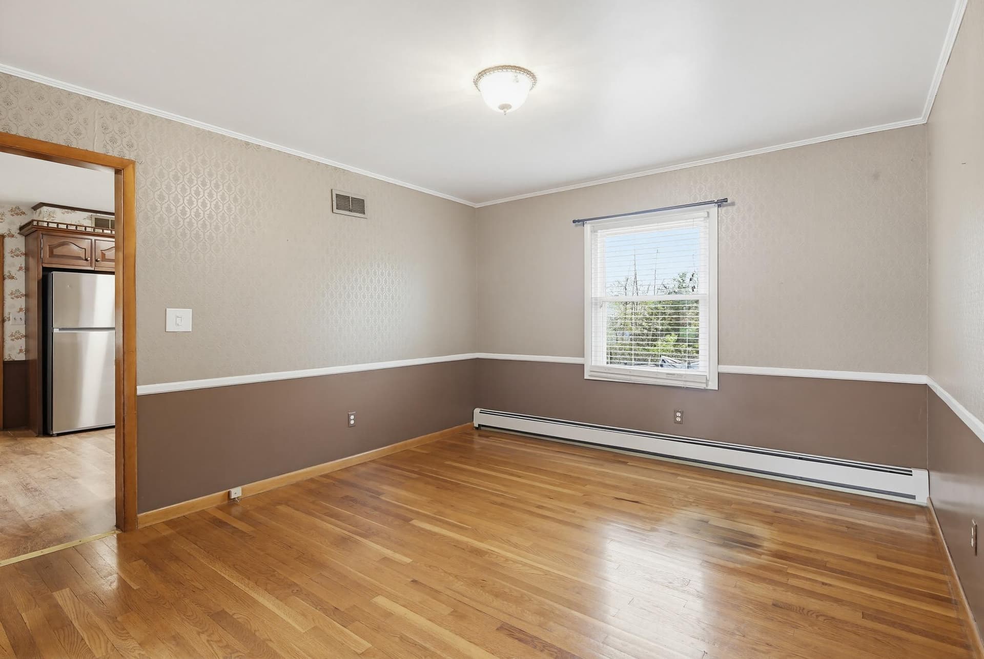 715 Franklin Avenue photo 9