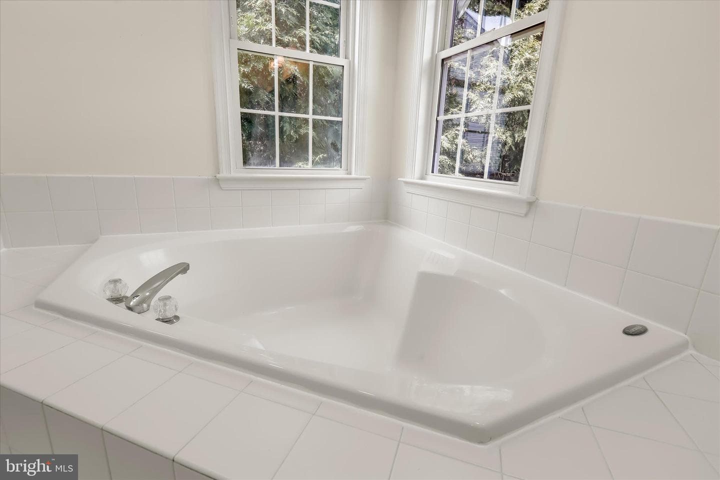 7652 Swallow Road photo 31