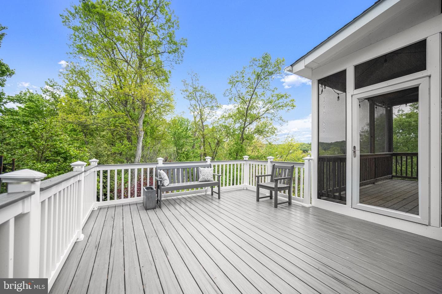 890 Sumner Court photo 64