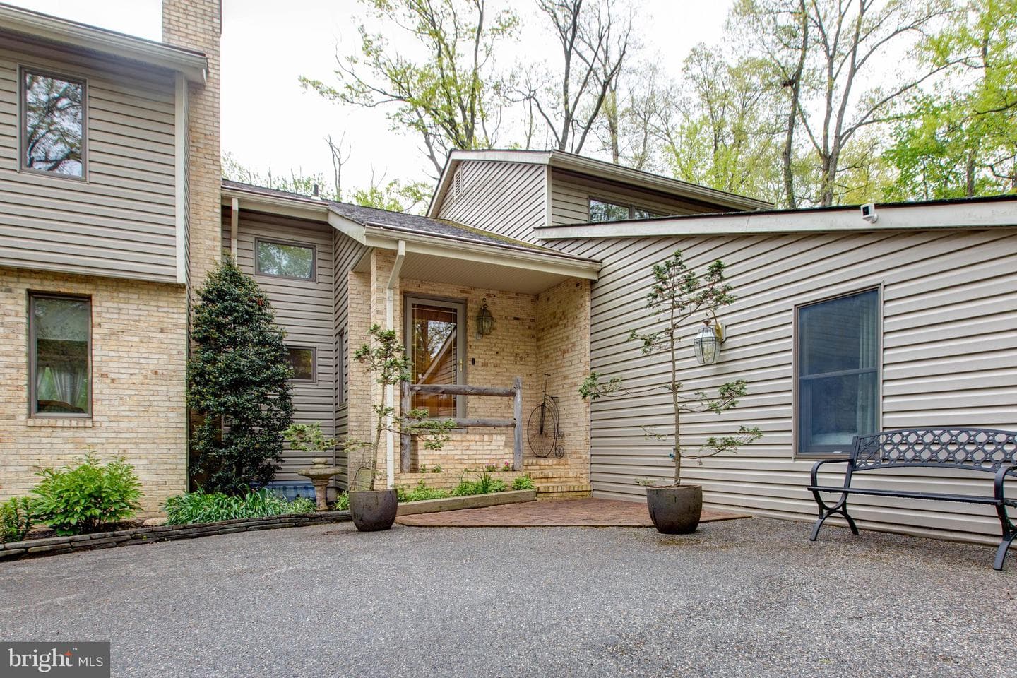 5519 Woodbine Road photo 4