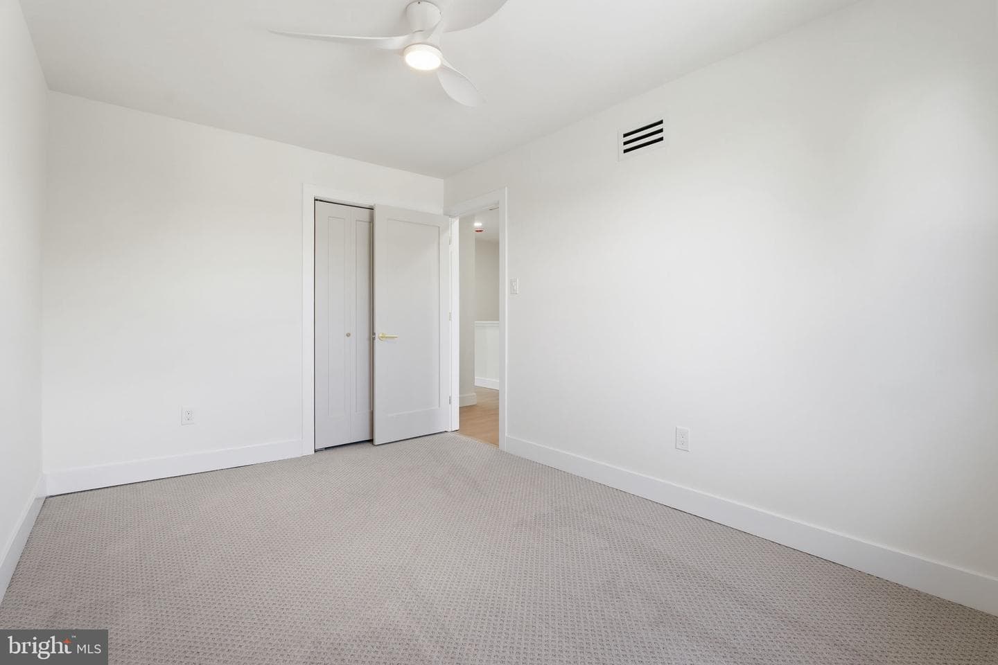 4302 Sycamore Drive photo 18
