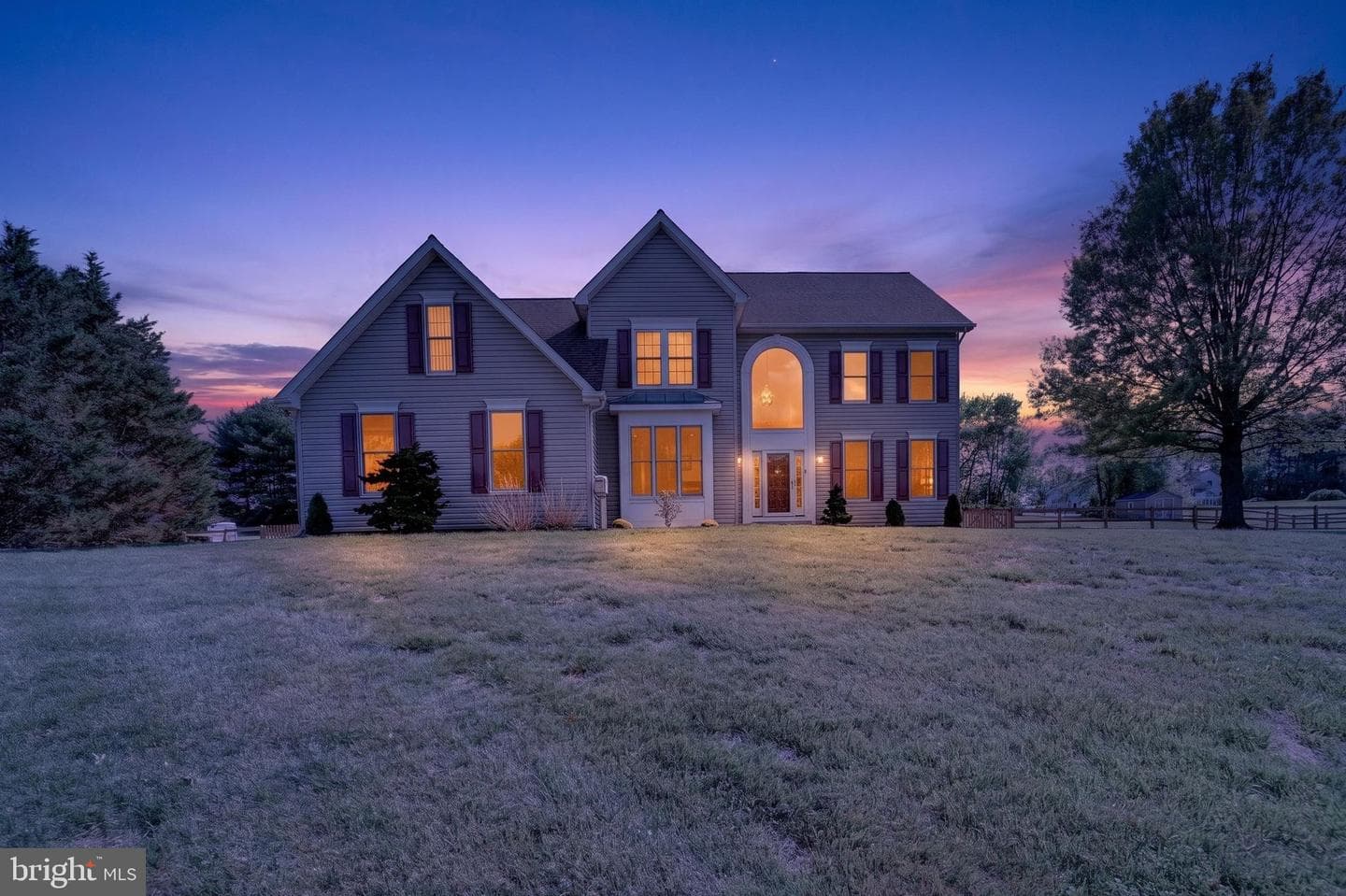 1691 Village Green Drive photo 3