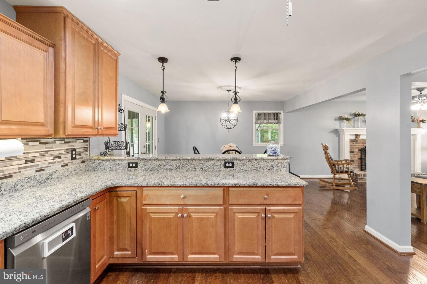 900 Caren Drive photo 15