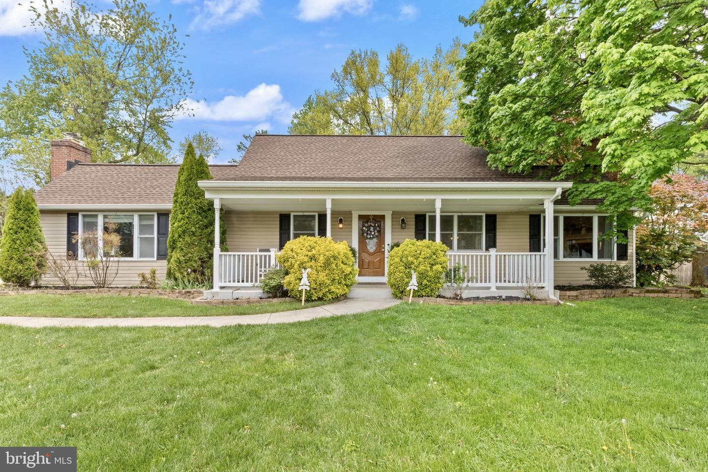 900 Caren Drive photo 7