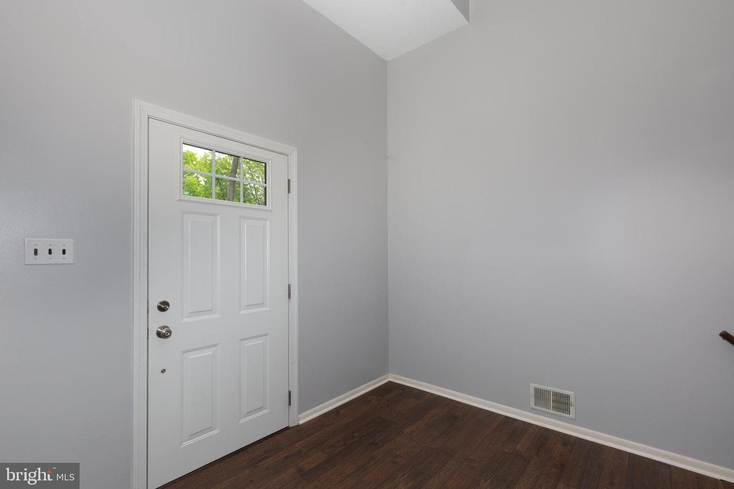 2711 Overview Road photo 3