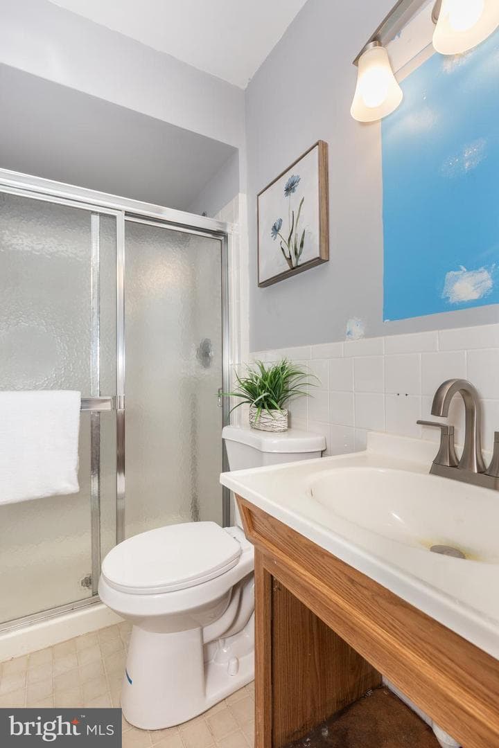 2711 Overview Road photo 30