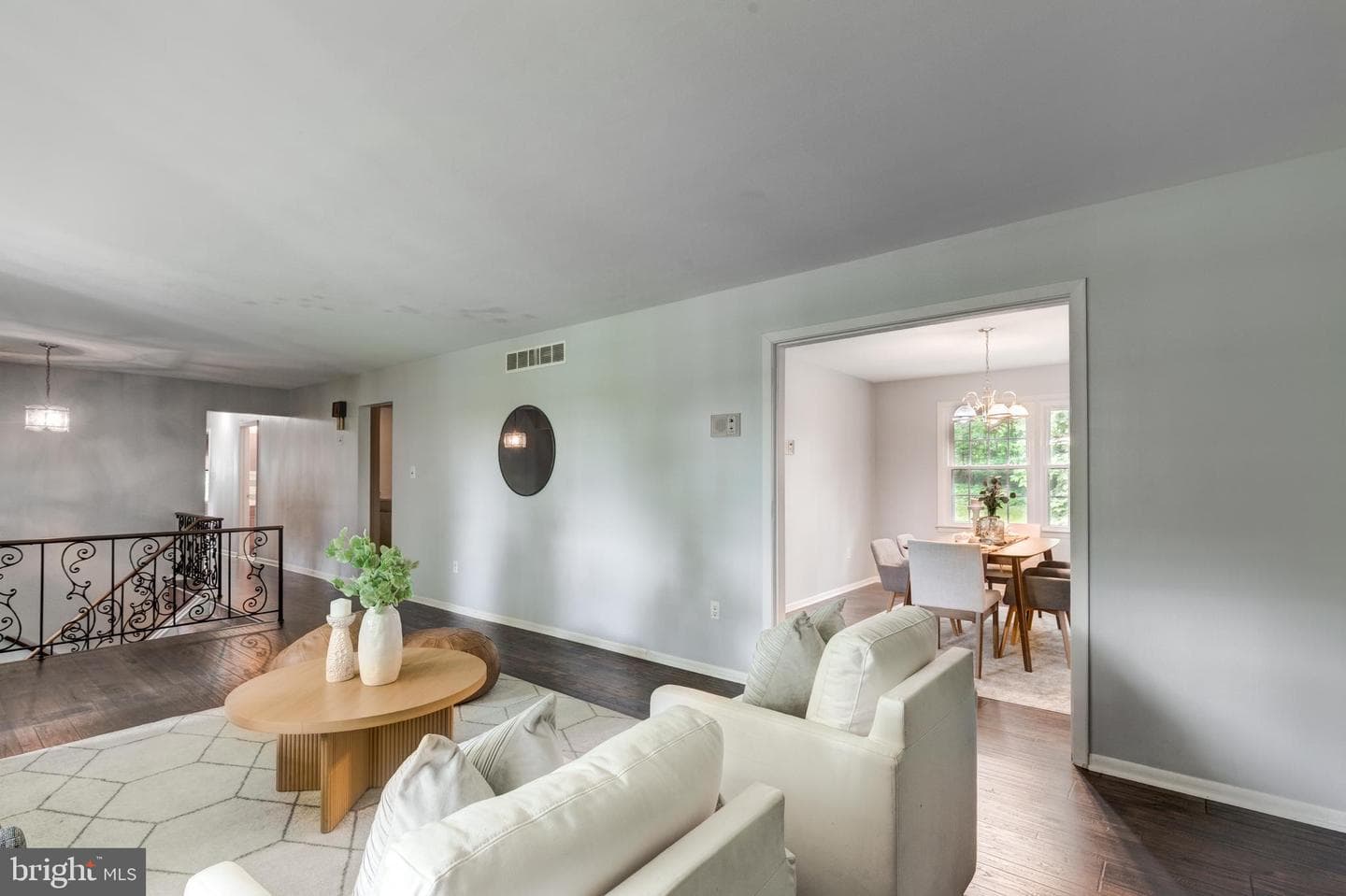 2711 Overview Road photo 8