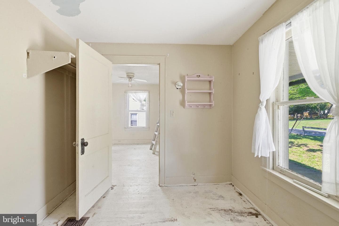 709 Deer Park Road photo 11