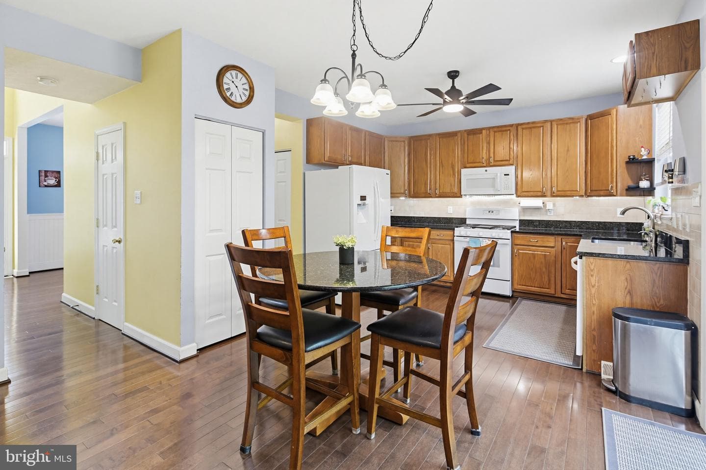 1804 Harrowsmith Court photo 11