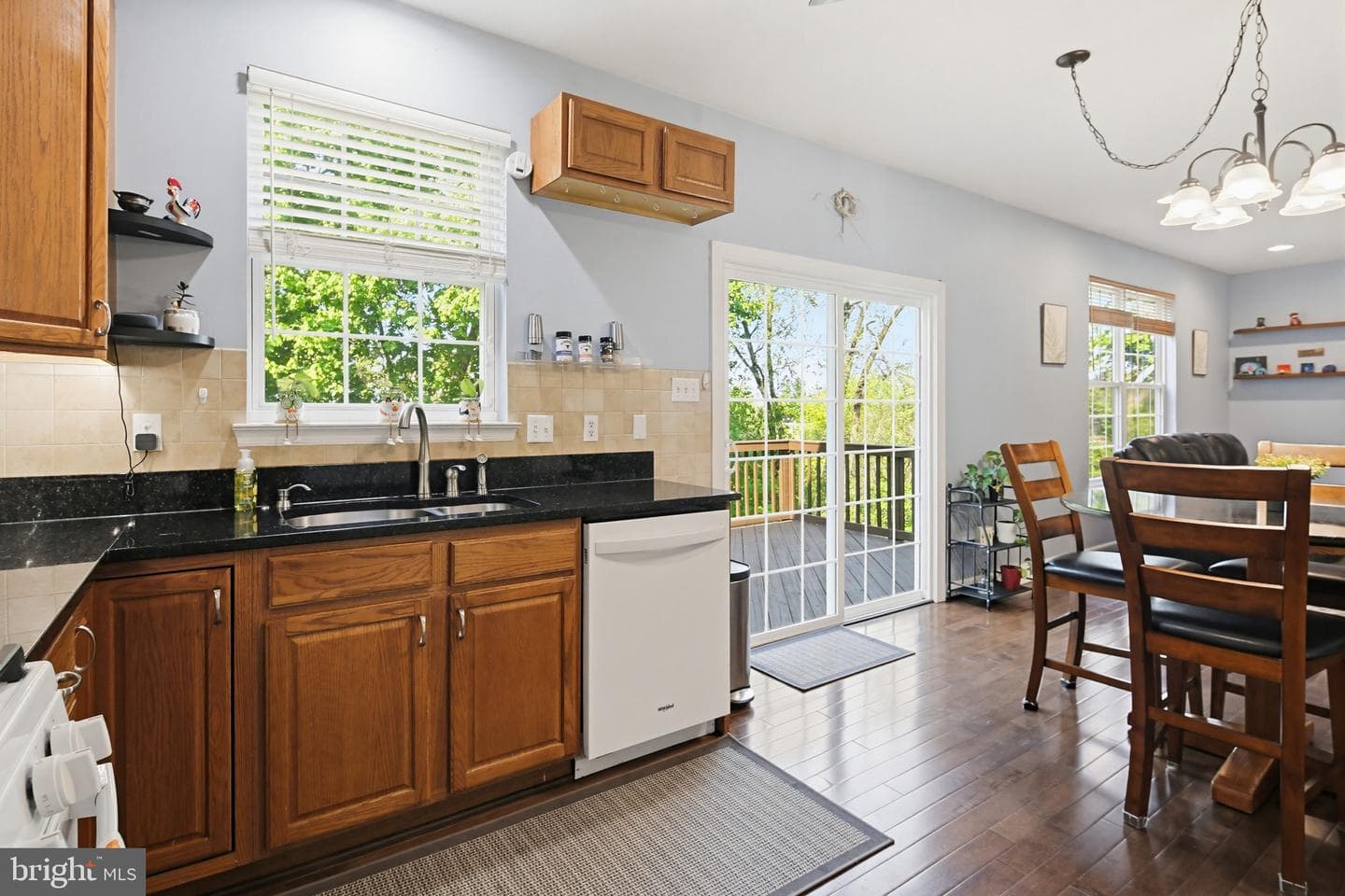 1804 Harrowsmith Court photo 14