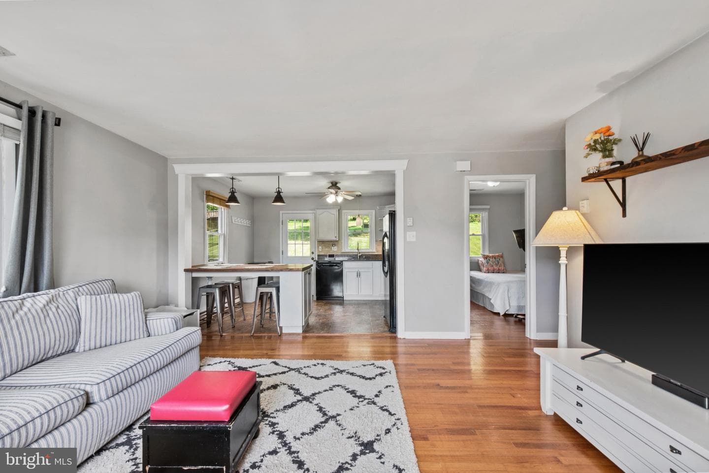 3242 Lineboro Road photo 5