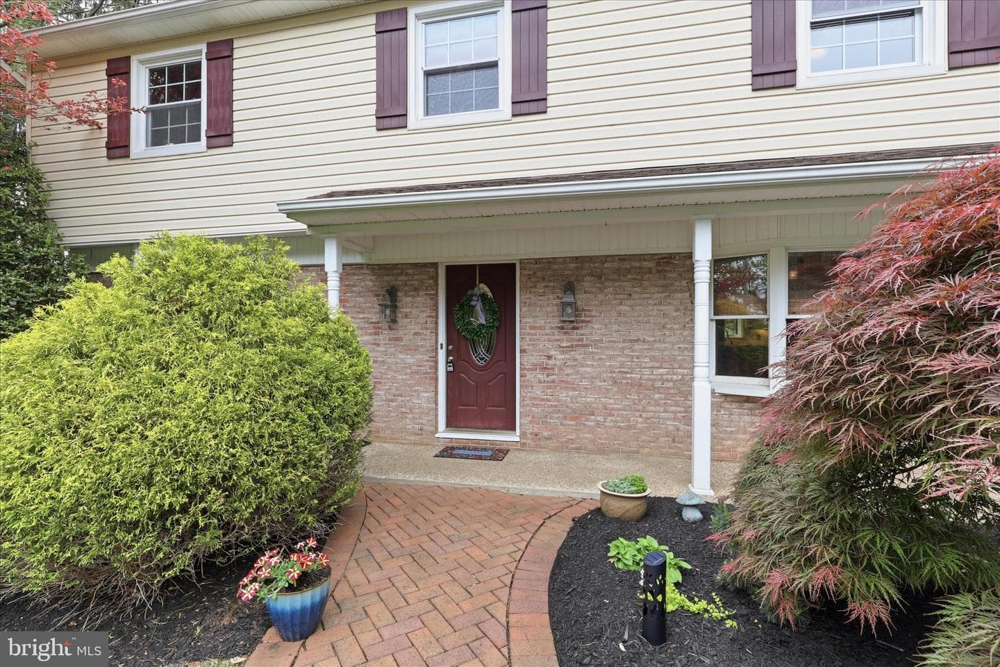 709 Bayberry Circle photo 2