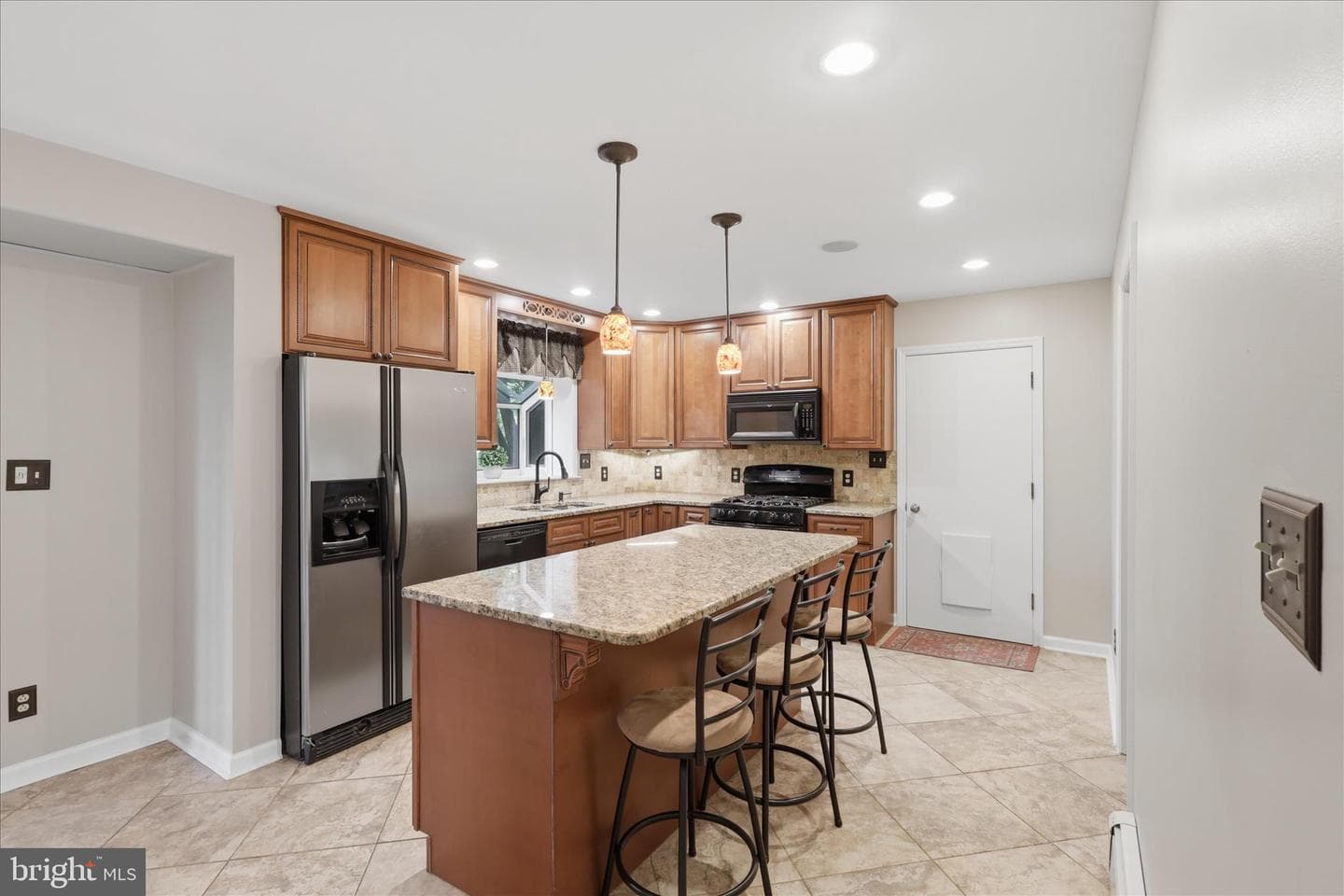 709 Bayberry Circle photo 7