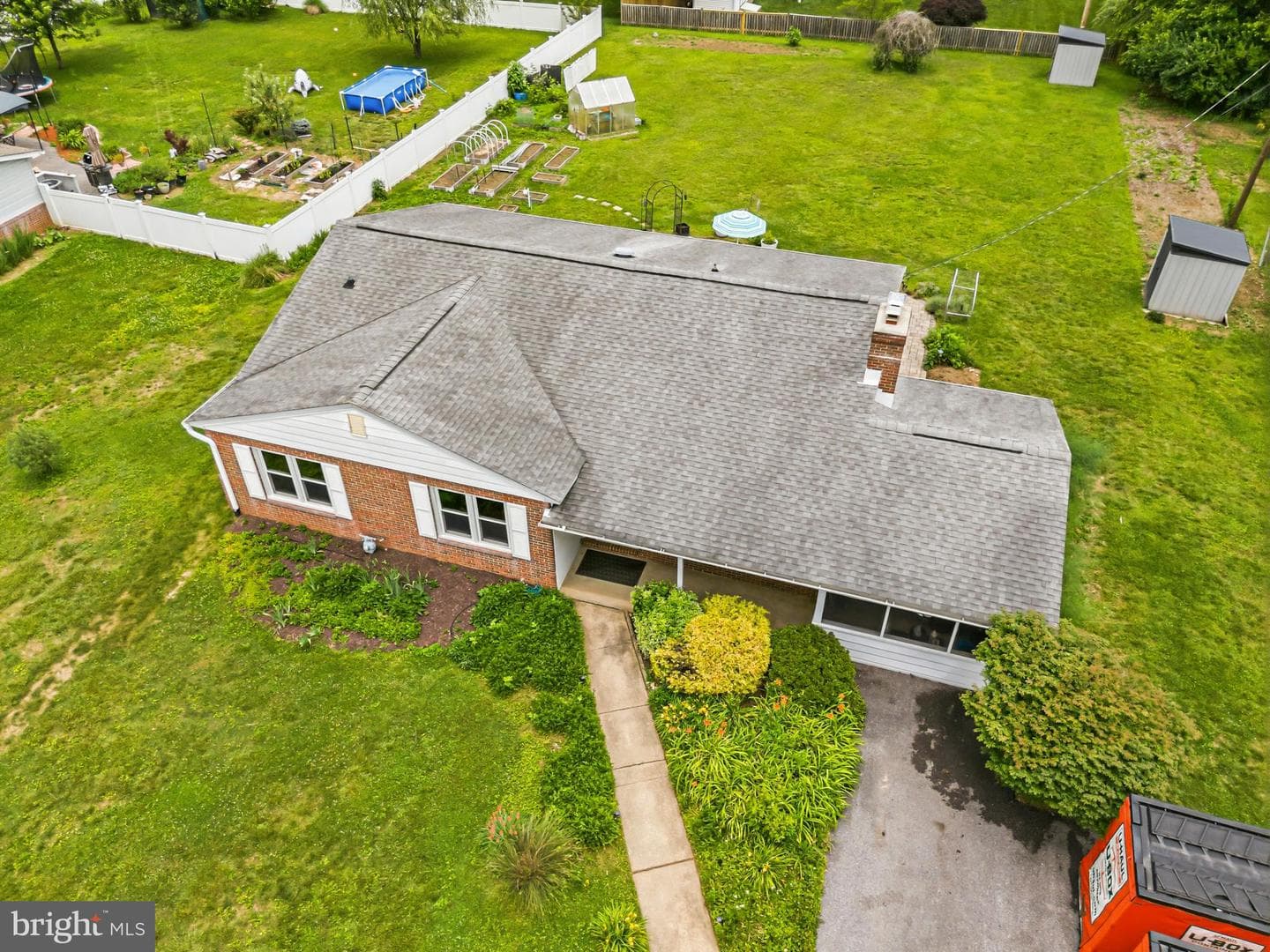 6831 Ridge Road photo 3