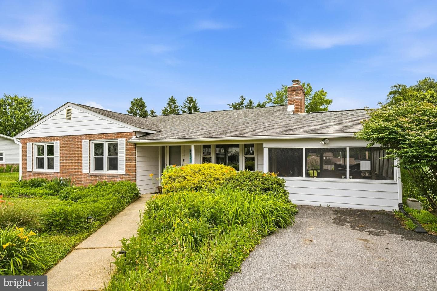 6831 Ridge Road photo 4