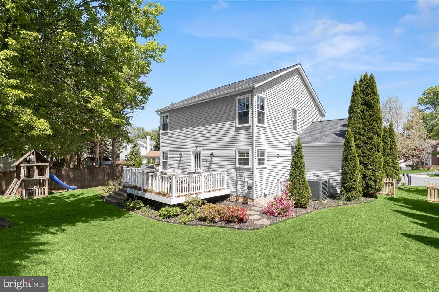 6312 White Cedar Court photo 9