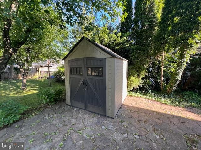 25 Kemper Avenue photo 63