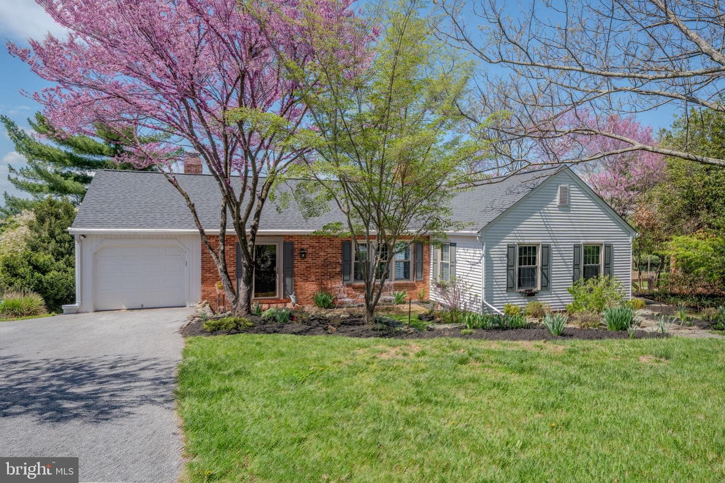 22 Fitzhugh Avenue photo 3