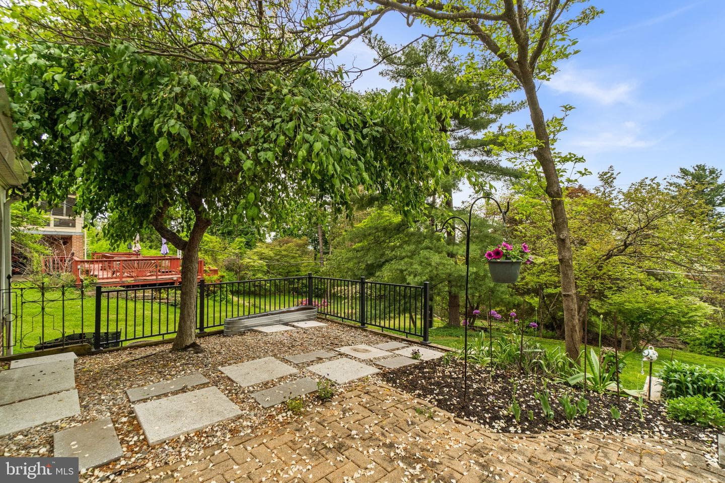 22 Fitzhugh Avenue photo 8