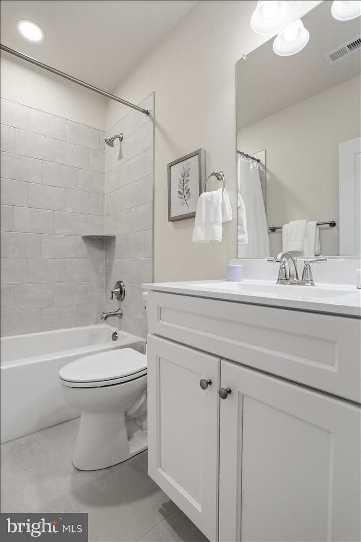 112 Whirlaway Court photo 50