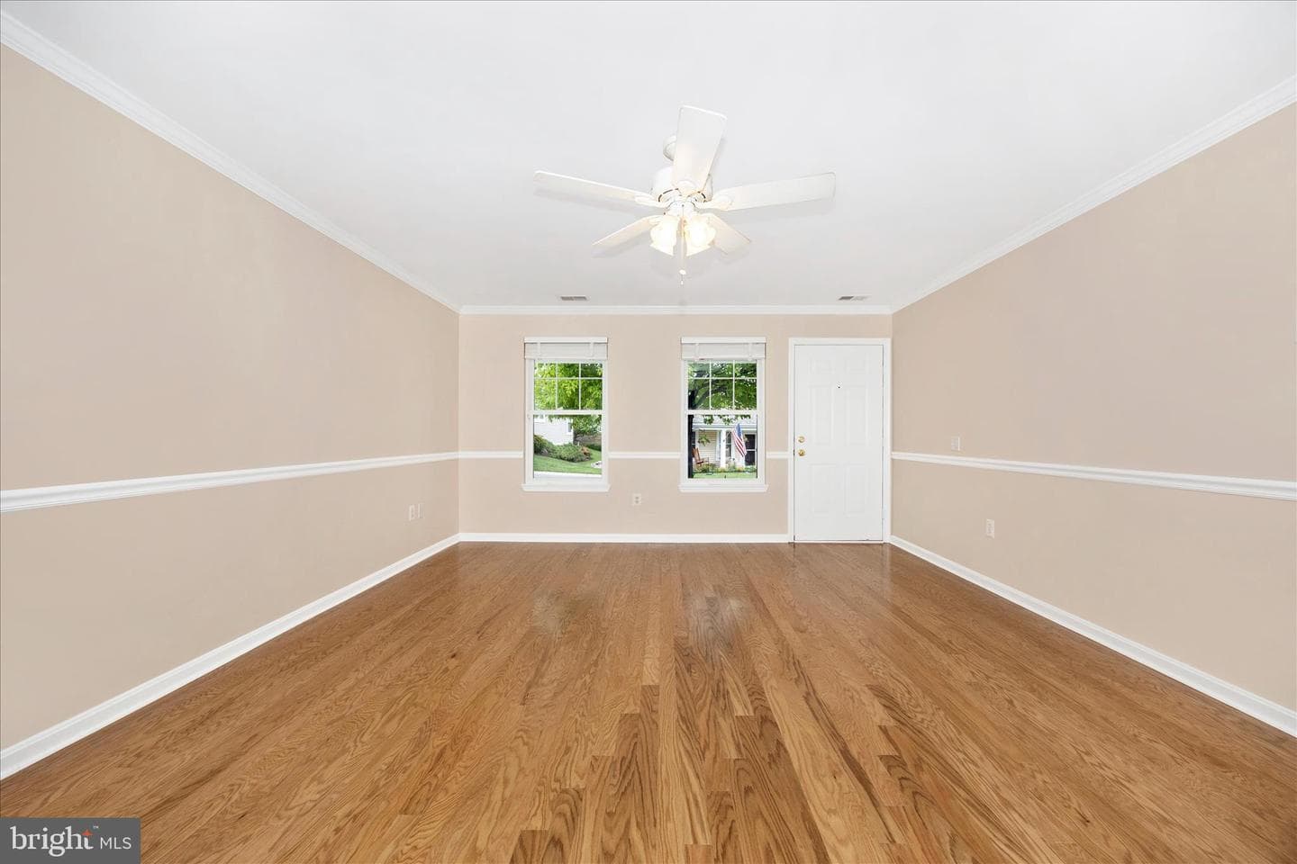 1007 Parade Lane photo 10