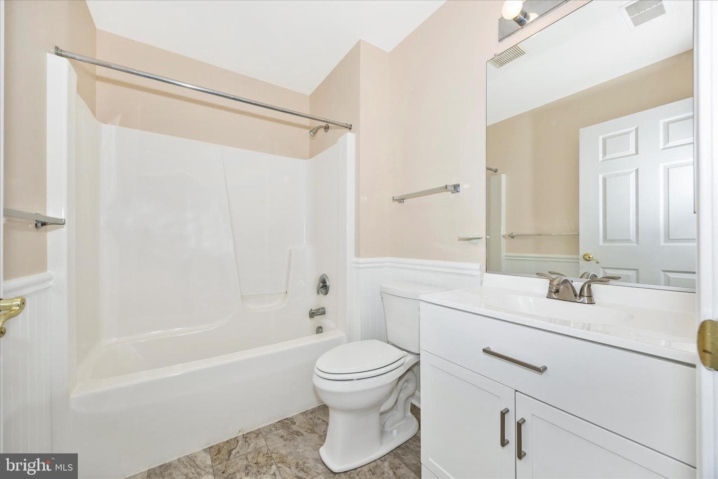 1007 Parade Lane photo 36