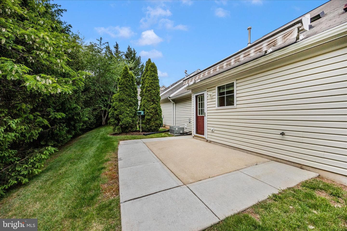 1007 Parade Lane photo 40