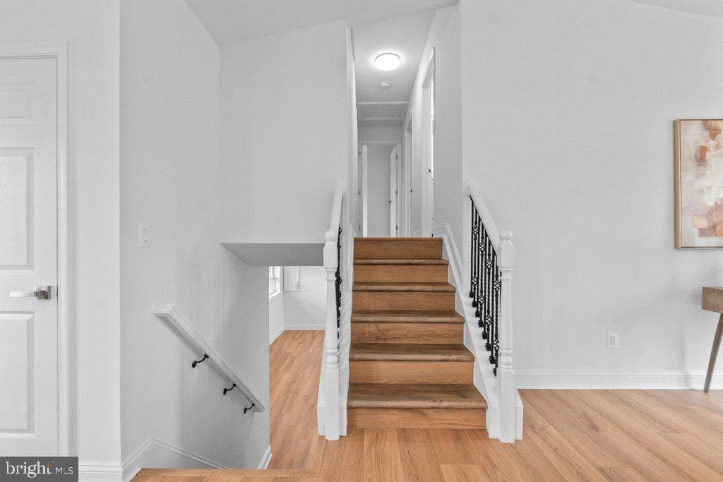 3174 Cardinal Drive photo 27
