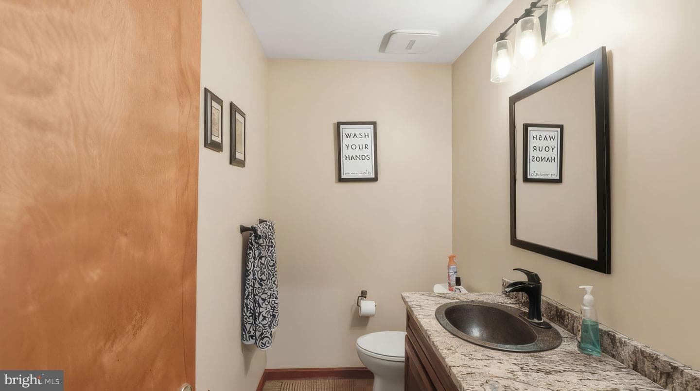 2185 Sams Creek Road photo 10