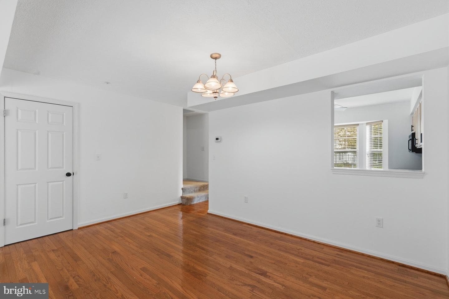 802 Medinah Circle photo 5