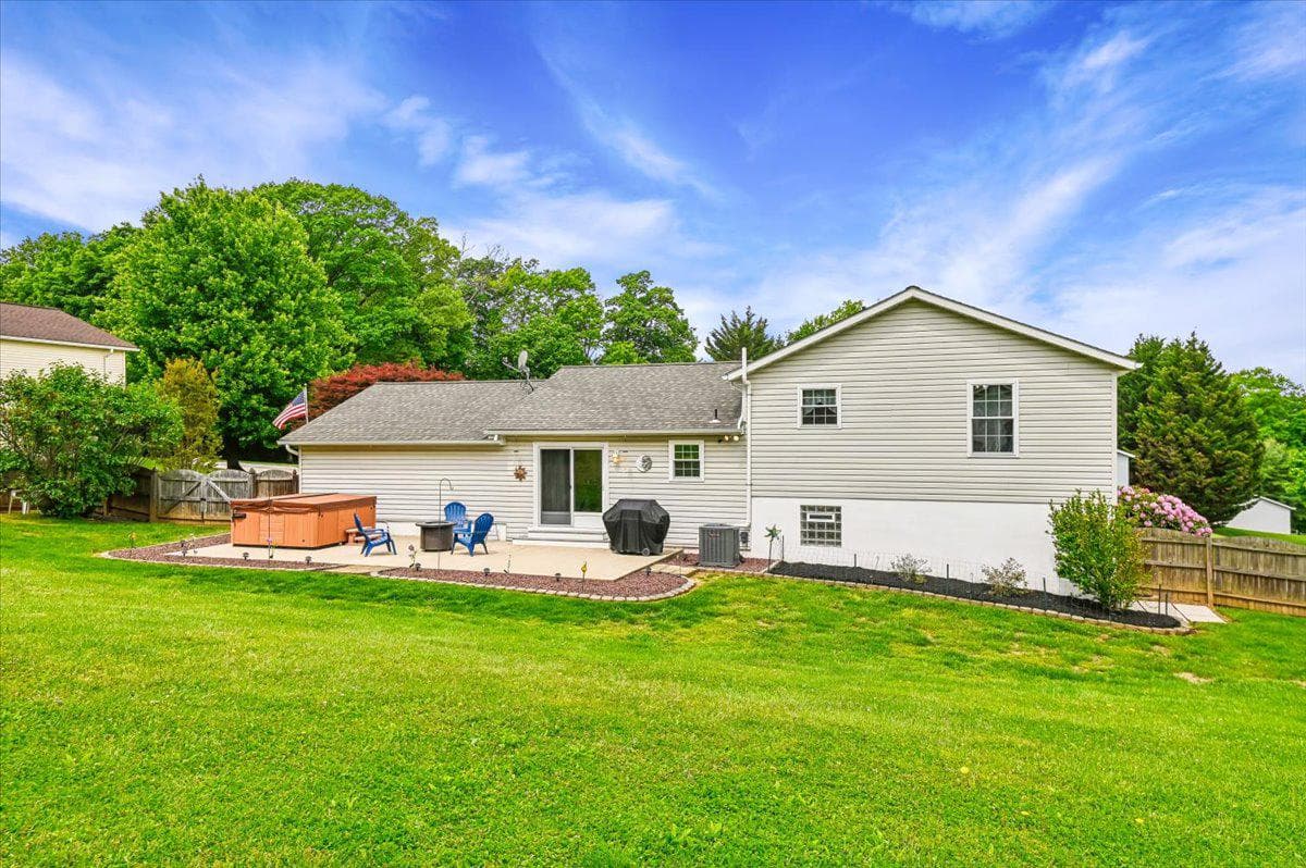 2813 Brougham Court photo 35