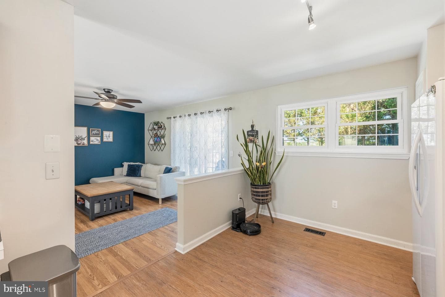 1183 Jo Apter Place photo 8