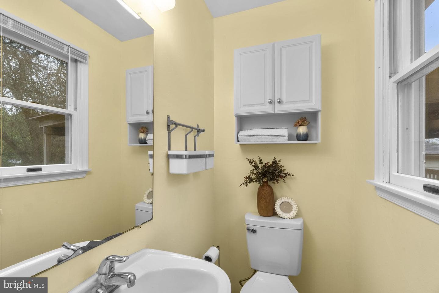 132 Dunrovin Avenue photo 22