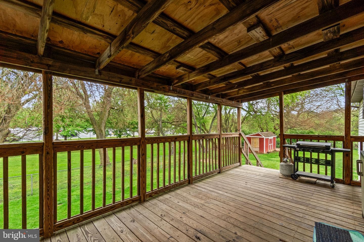132 Dunrovin Avenue photo 42