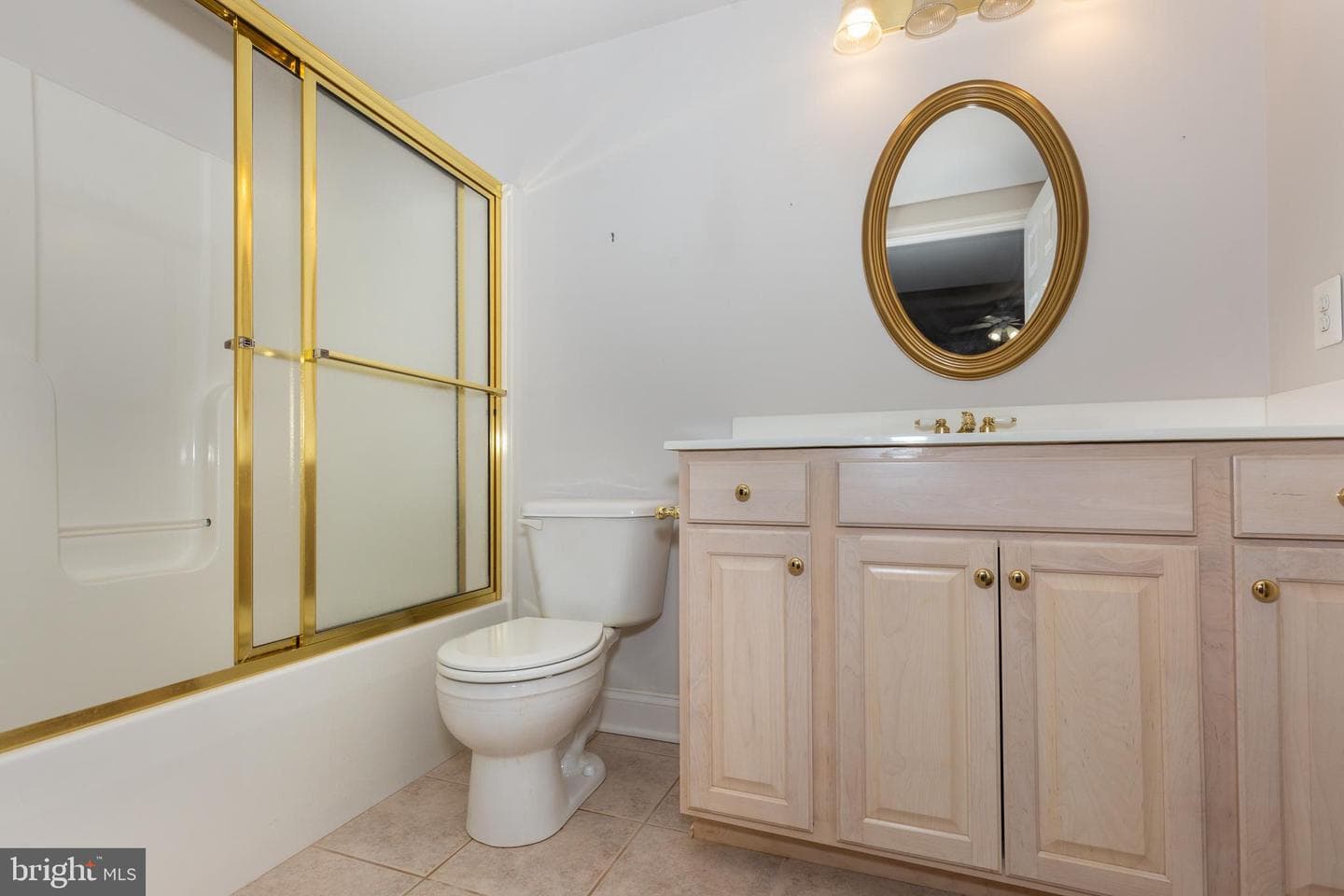 760 Charingworth Road photo 31