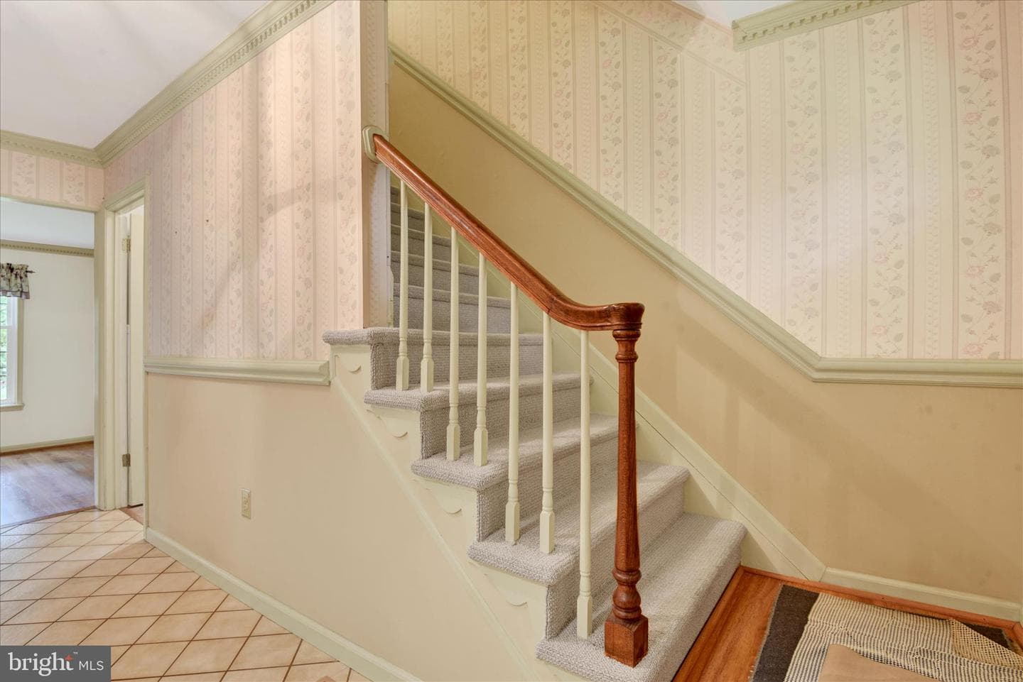 2055 Manchester Road photo 18