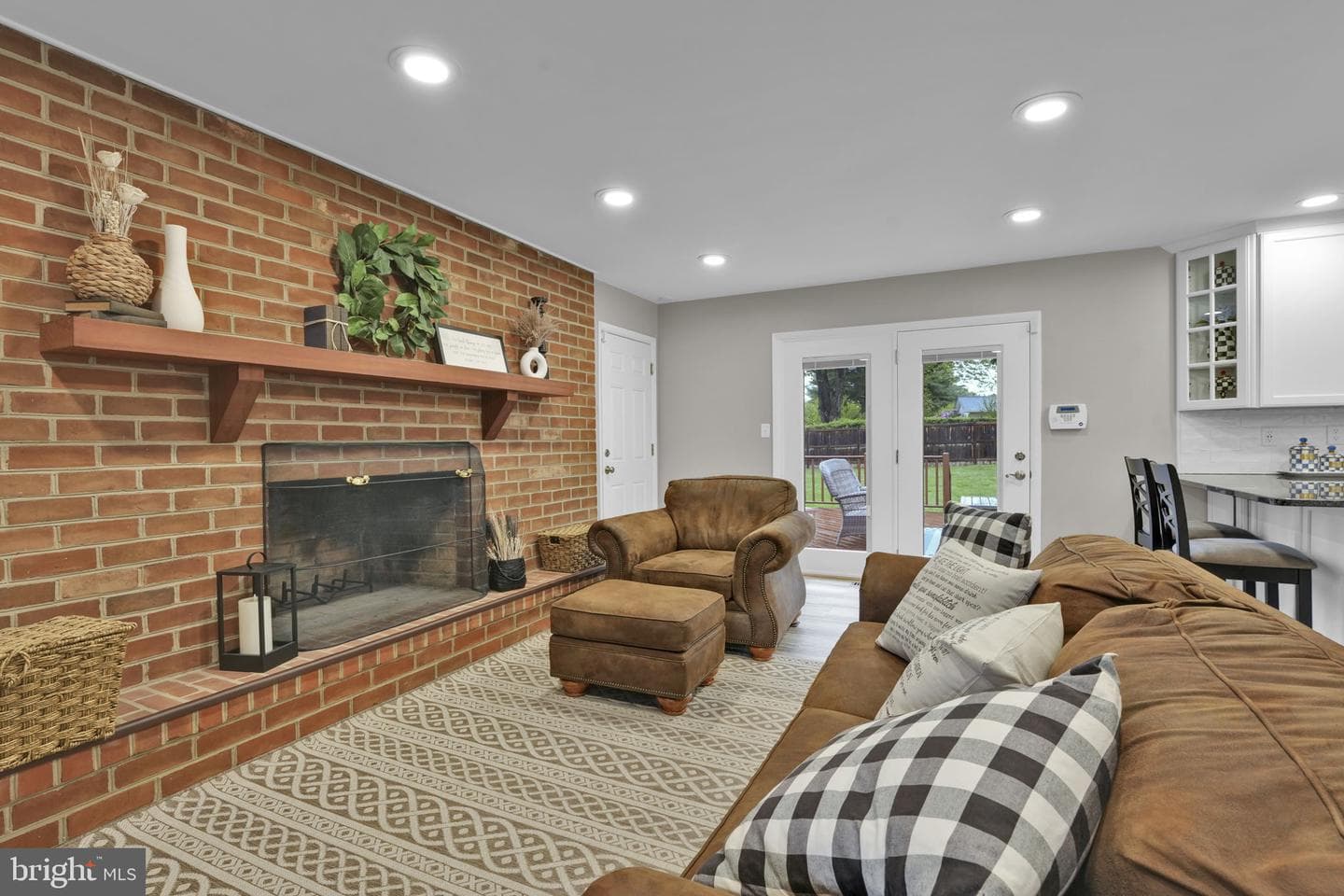1812 Miller Drive photo 14