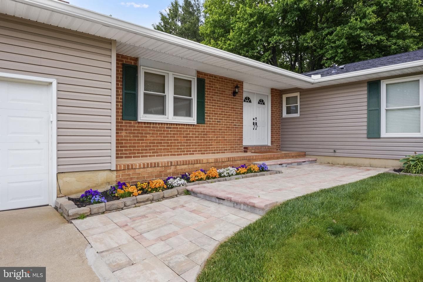 1812 Miller Drive photo 3