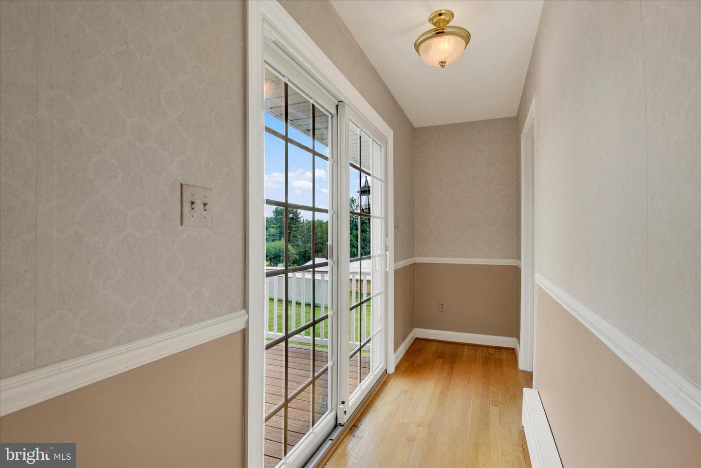1645 Saint Paul Street photo 29
