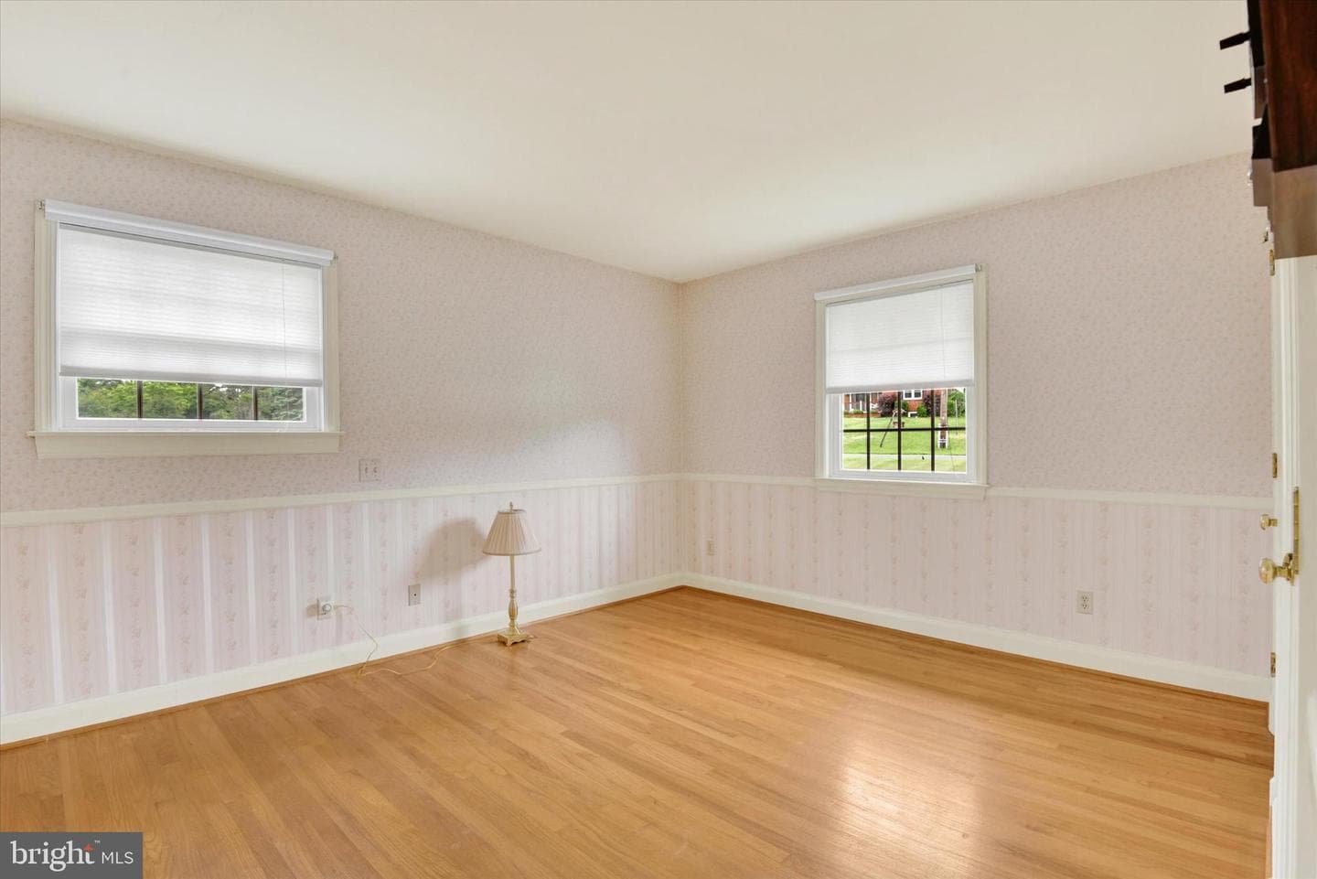 1645 Saint Paul Street photo 38