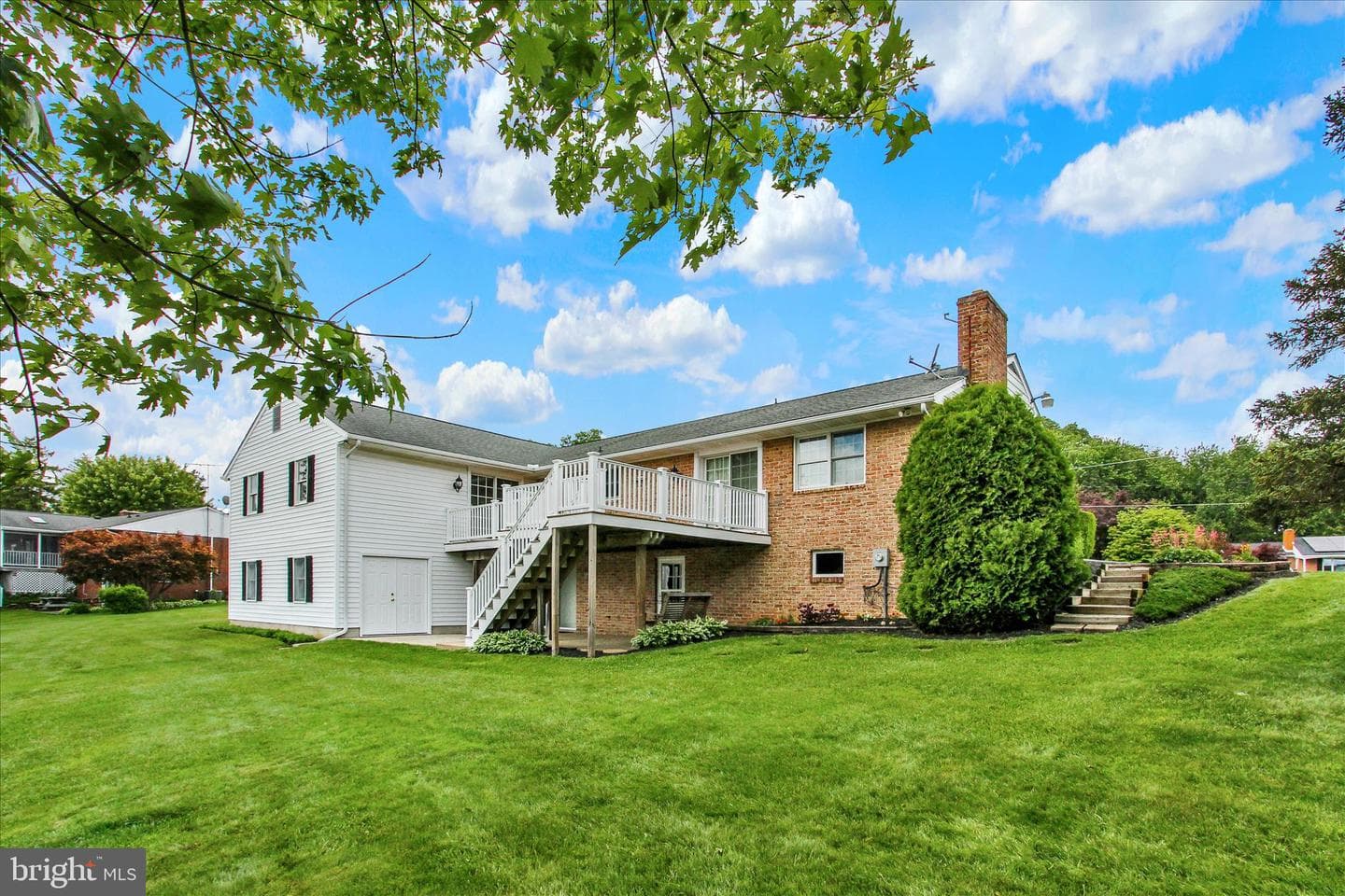1645 Saint Paul Street photo 6