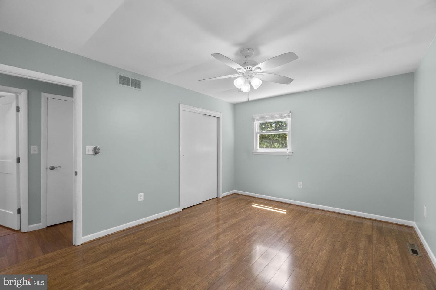 5804 Miriam Drive photo 25