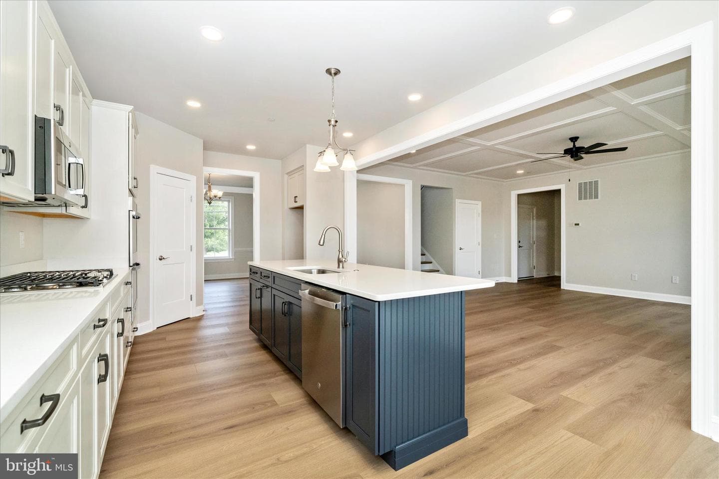 7349 2nd Avenue photo 3